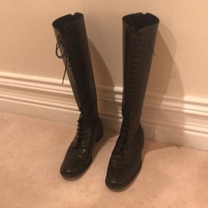 9 M RARE Joan & David lace up boots with zipper